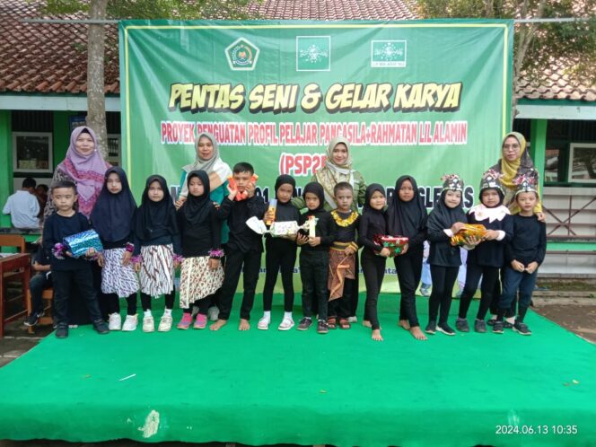 
					Madrasah Ibtidaiyah Ma’arif NU 01 Pangebatan Banyumas Gelar Pensi dan Gelar Karya