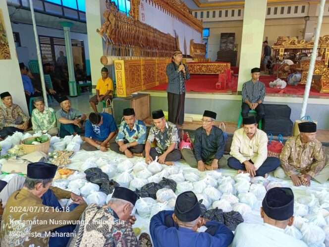 
					Memetri Bumi Desa Klumprit: Menjaga Kerukunan dan Melestarikan Budaya Leluhur